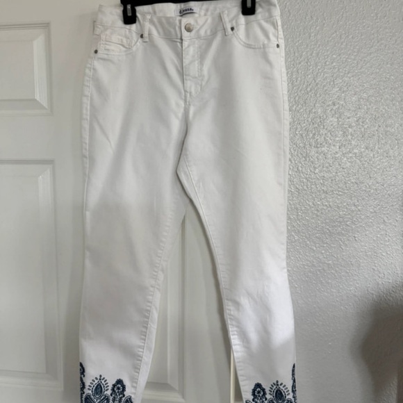 d. jeans White Straight Leg Jeans with Blue Details - Picture 1 of 6